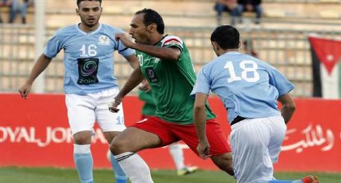 الأردن يحظر اللافتات السياسية أو الألعاب النارية في الملاعب